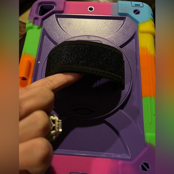 Ipad 5th/6th Generation multicolor Silicone and Hard Cover  9.7” - Picture 12 of 16